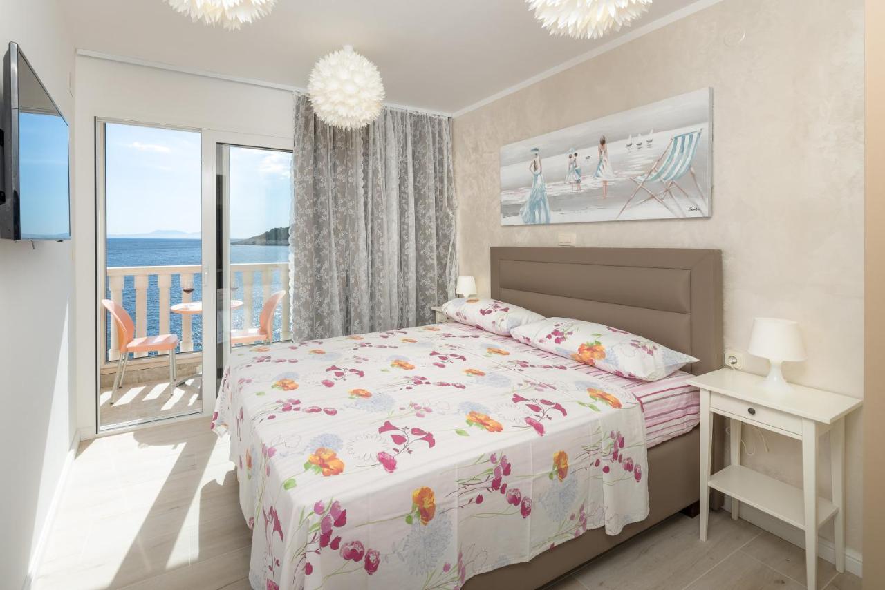 Luxury Bellavista Amazing Sea Holidays With Private Beach & Parking Μίλνα Εξωτερικό φωτογραφία