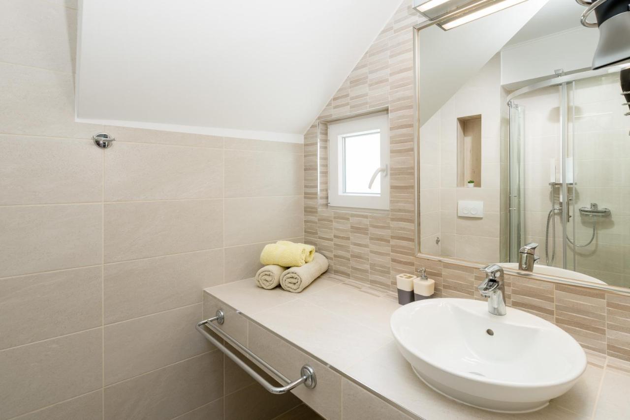 Luxury Bellavista Amazing Sea Holidays With Private Beach & Parking Μίλνα Εξωτερικό φωτογραφία