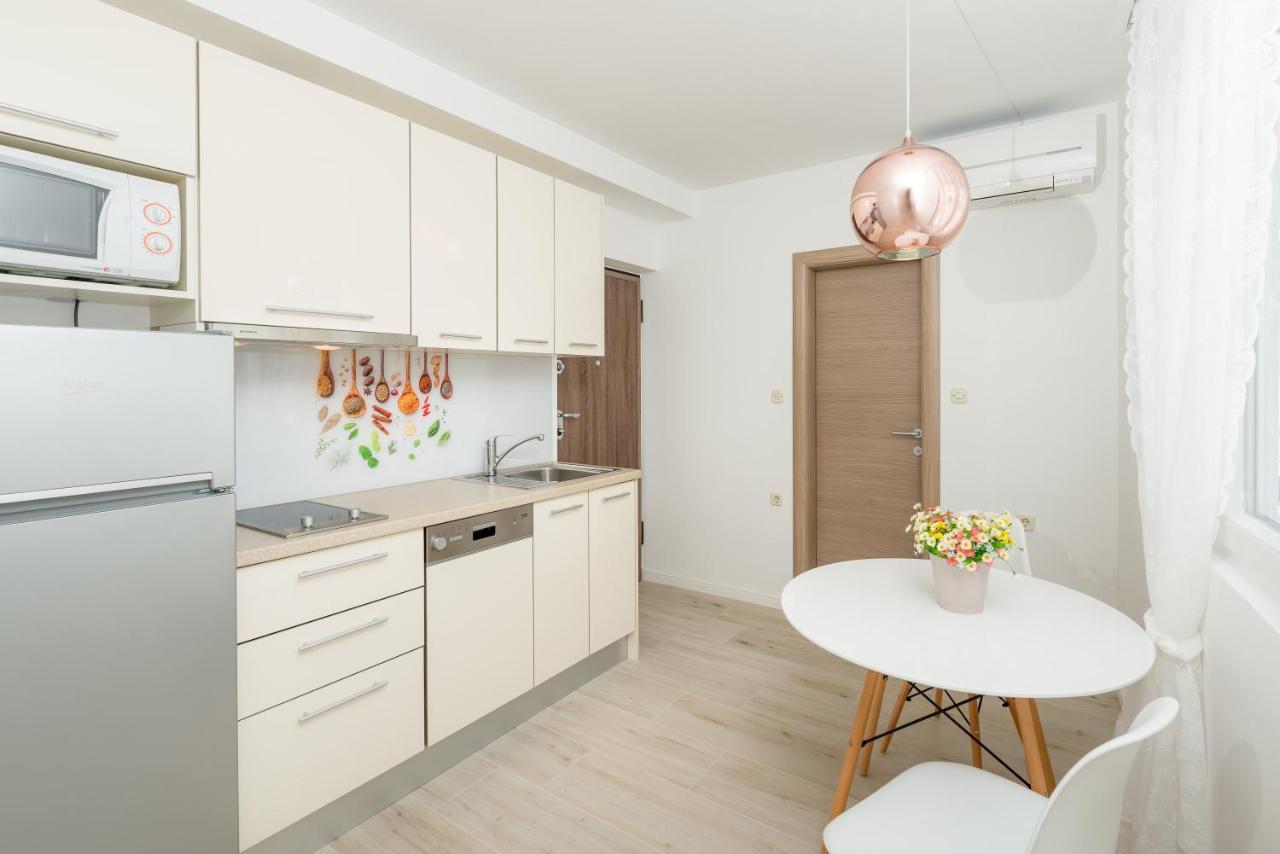 Luxury Bellavista Amazing Sea Holidays With Private Beach & Parking Μίλνα Εξωτερικό φωτογραφία