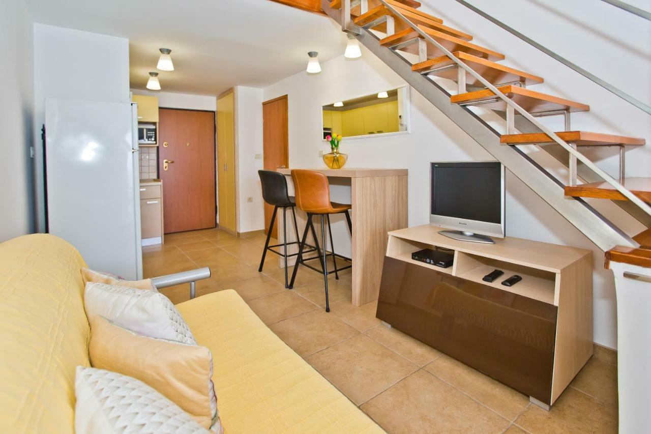 Luxury Bellavista Amazing Sea Holidays With Private Beach & Parking Μίλνα Εξωτερικό φωτογραφία