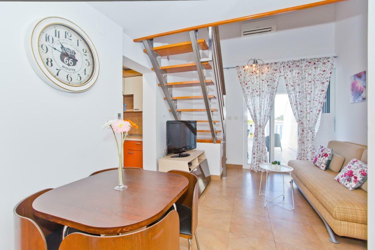 Luxury Bellavista Amazing Sea Holidays With Private Beach & Parking Μίλνα Εξωτερικό φωτογραφία